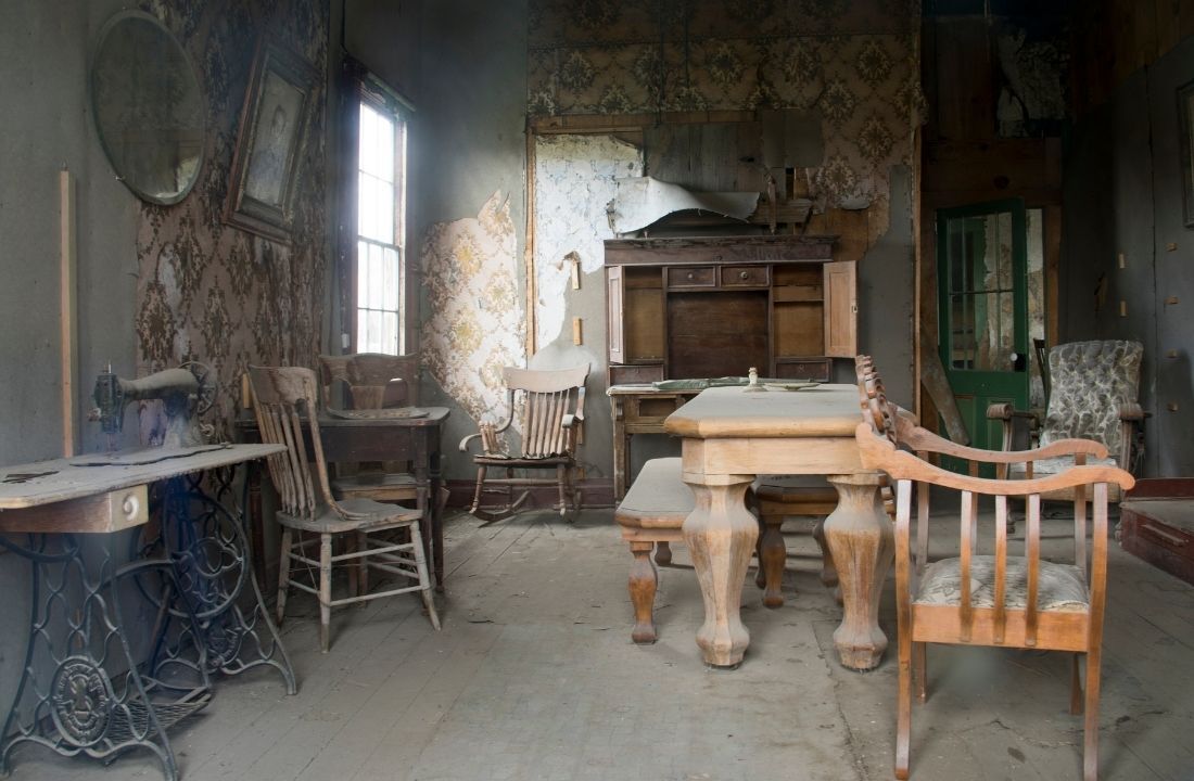 sta-raditi-sa-starim-namestajem